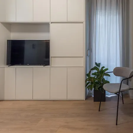 Breen, Nilie Hospitality Mgmt * Thessaloniki