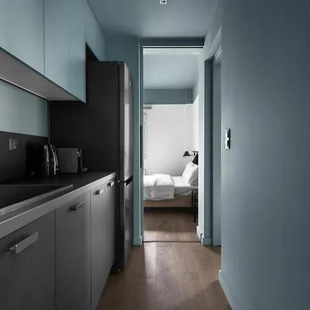 Breen, Nilie Hospitality Mgmt *